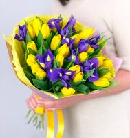 Букет желтых тюльпанов и ирисов №21