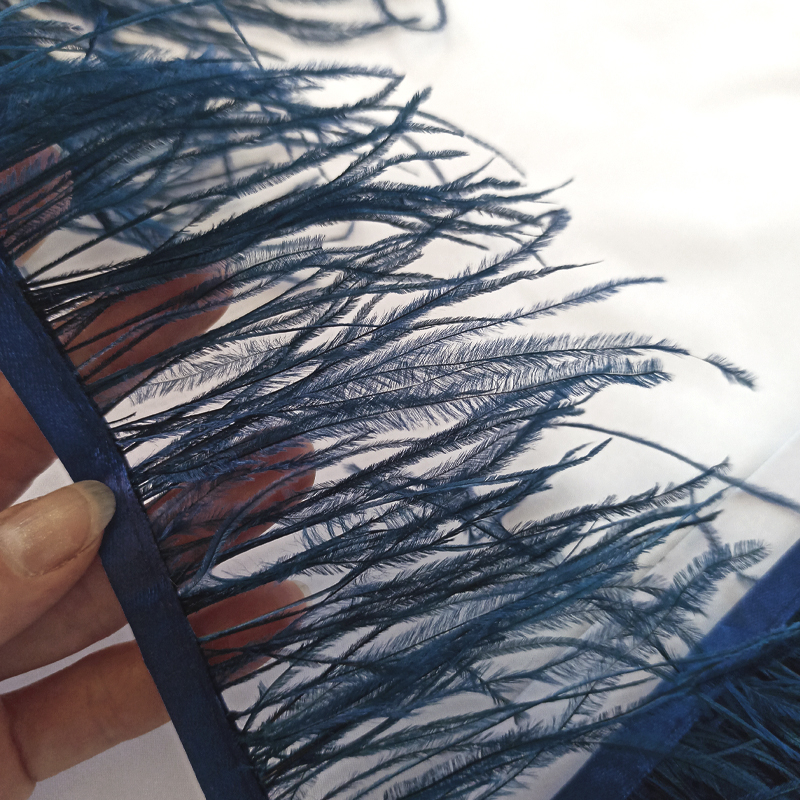 Перья синие, тесьма с перьями, страусиная лента, шириной 12-17 см, PSL068-15, цвет синий