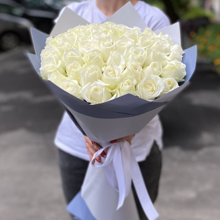 51 белая роза  60 см