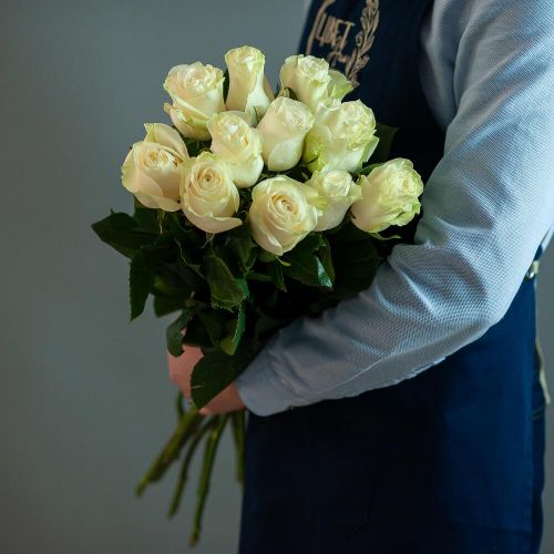 Белые розы Эквадор Premium 60 см