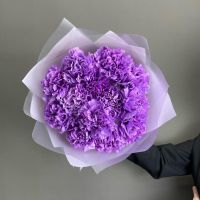 Букет из 15 фиолетовых гвоздик