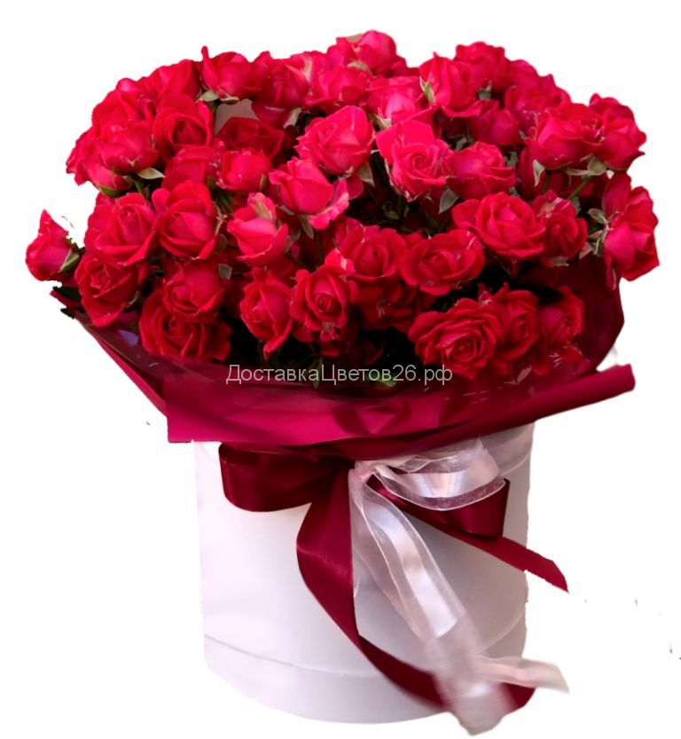 Шляпная коробка с красными мелкоцветными розами