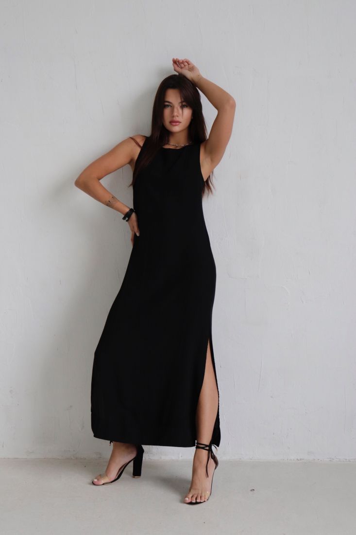 10497 Платье без рукавов с разрезами чёрное (остаток: 42)