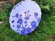 Зонт китайский бумажный от солнца с росписью Гортензия голубая