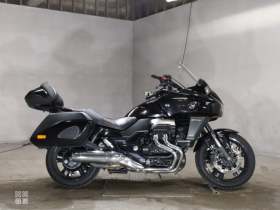 HONDA CTX1300